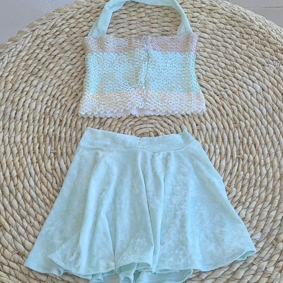 Velvet and sequin skirt set - Picture 2 of 4